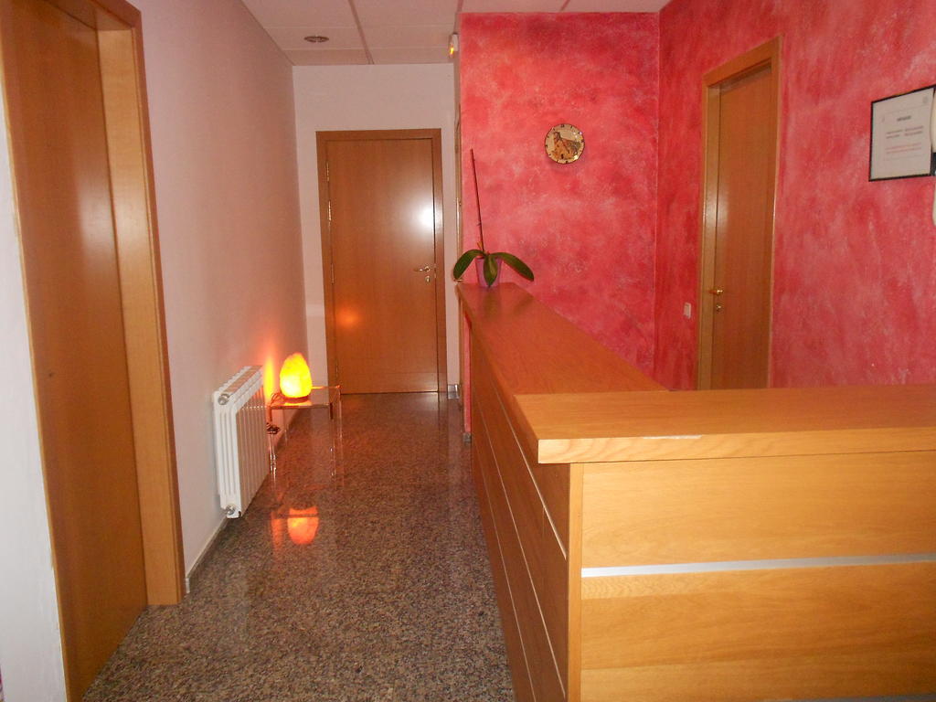 Hostal Ca La Irene Sant Vicens De Castellet Exteriör bild
